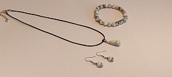 Howliet setje zilver: €30-,
