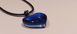 Ketting edelsteen hartvorm. €10-,