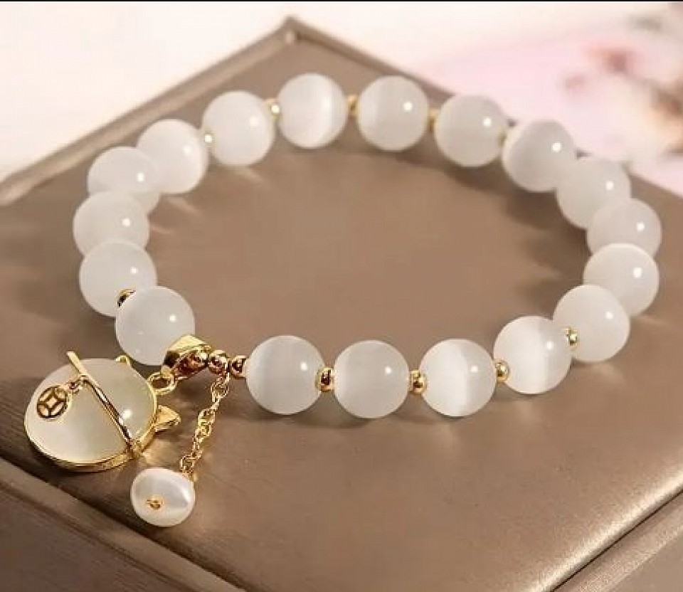 Edelsteen armband opaal. Nu voor €12,50-,