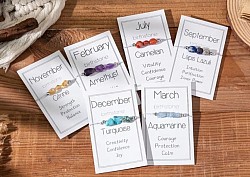 Geboorte edelsteen armbanden nu voor €15-, per stuk